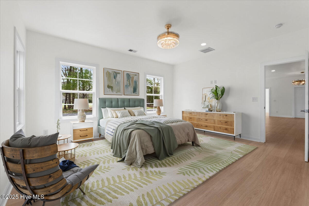 1708 Oakbrook Drive SW