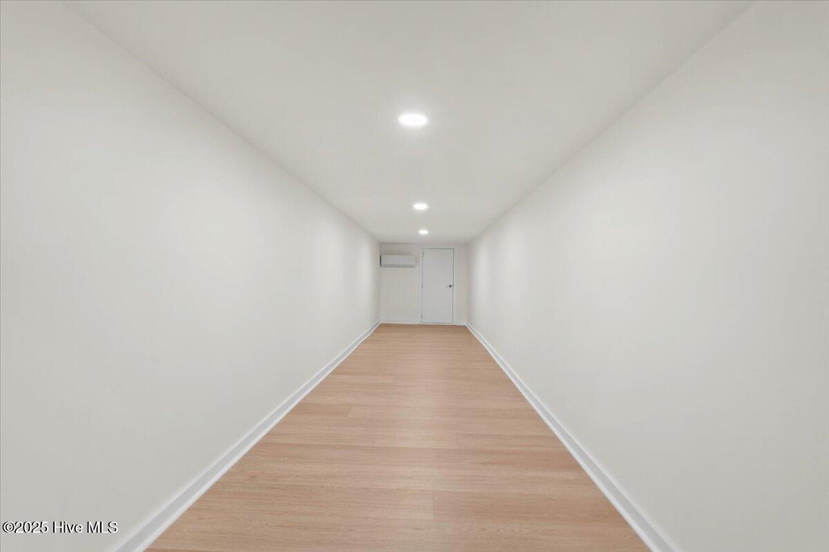 1708 Oakbrook Drive SW