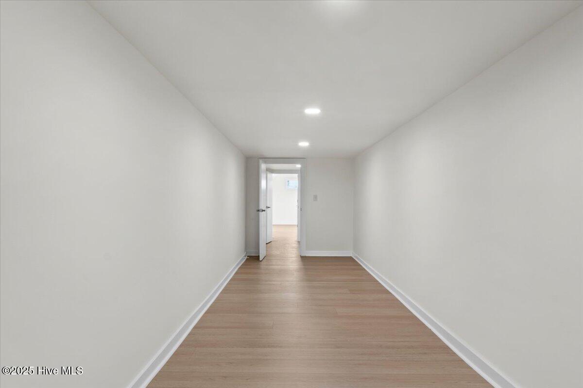 1708 Oakbrook Drive SW