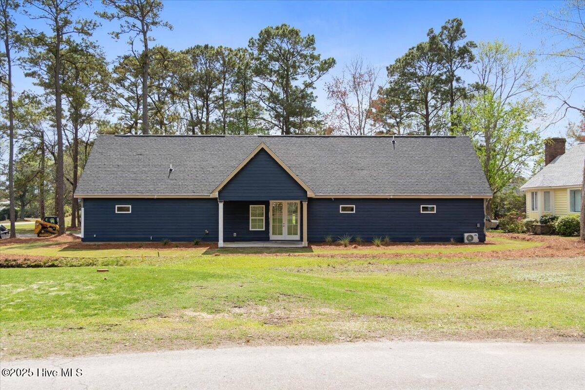 1708 Oakbrook Drive SW