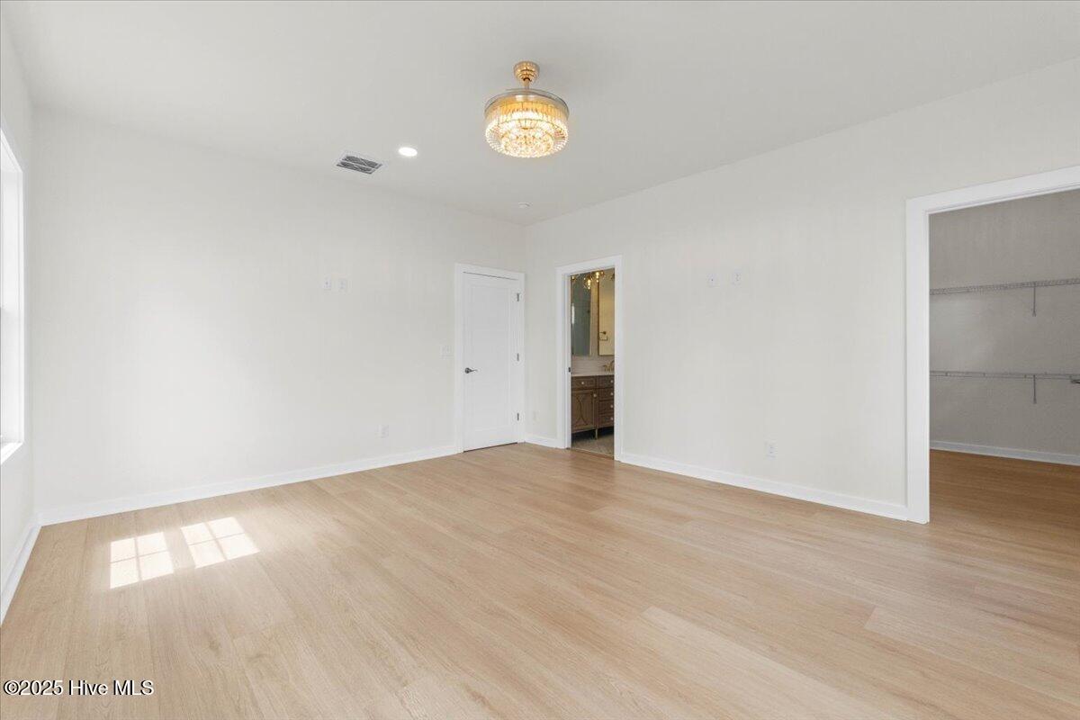 1708 Oakbrook Drive SW