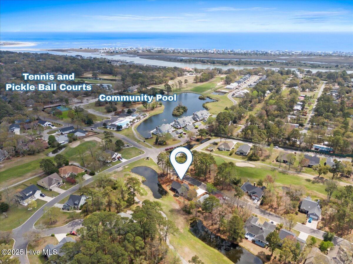 1708 Oakbrook Drive SW