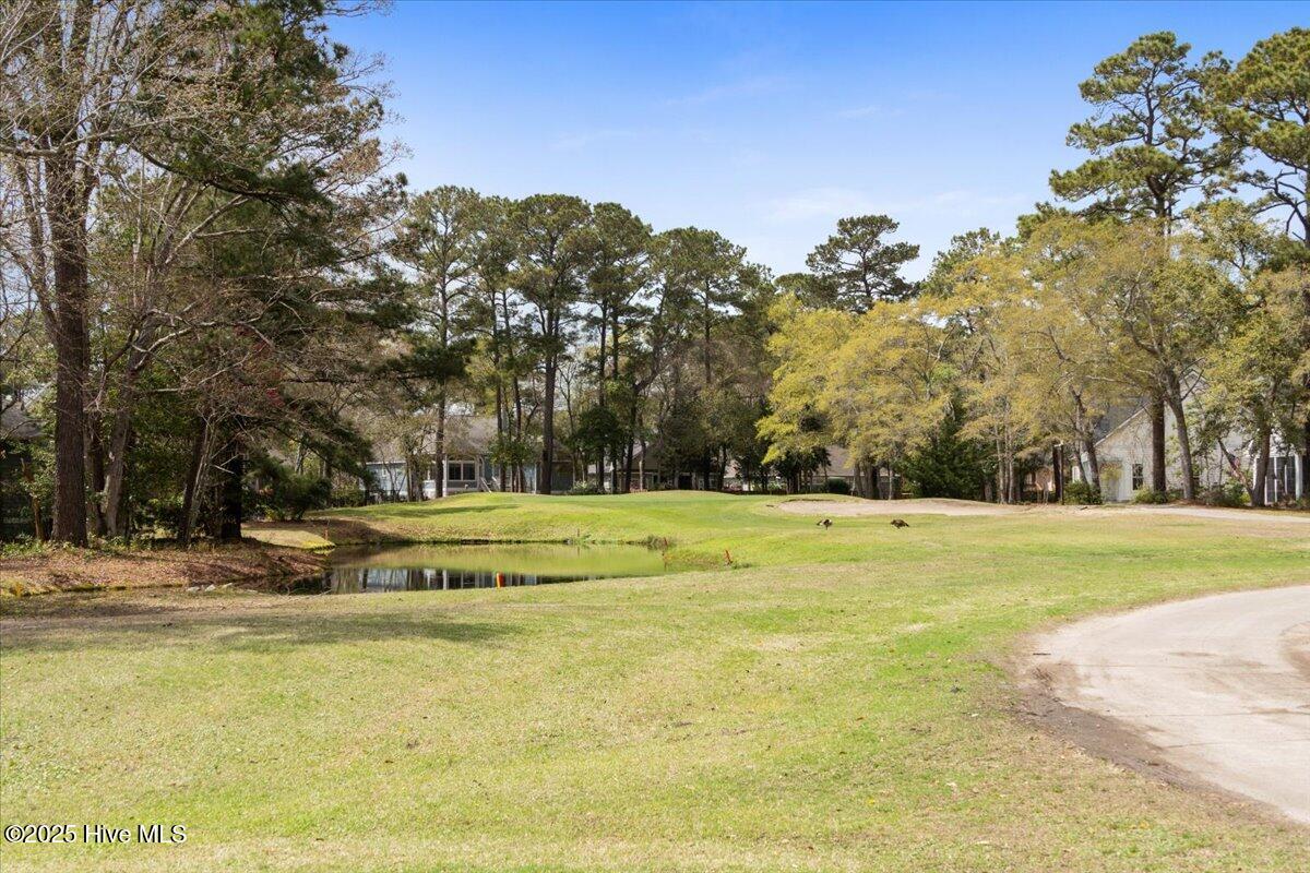 1708 Oakbrook Drive SW