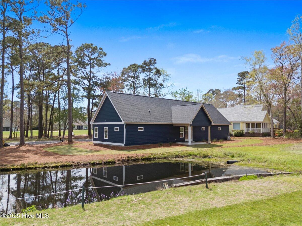 1708 Oakbrook Drive SW