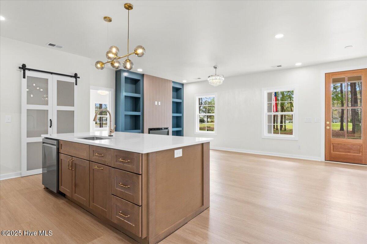 1708 Oakbrook Drive SW