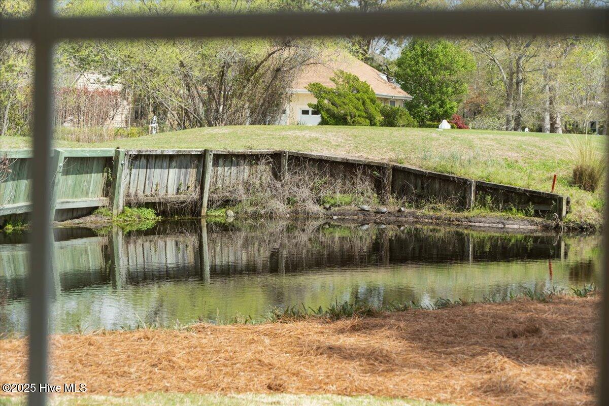 1708 Oakbrook Drive SW