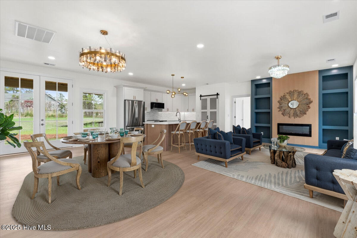 1708 Oakbrook Drive SW