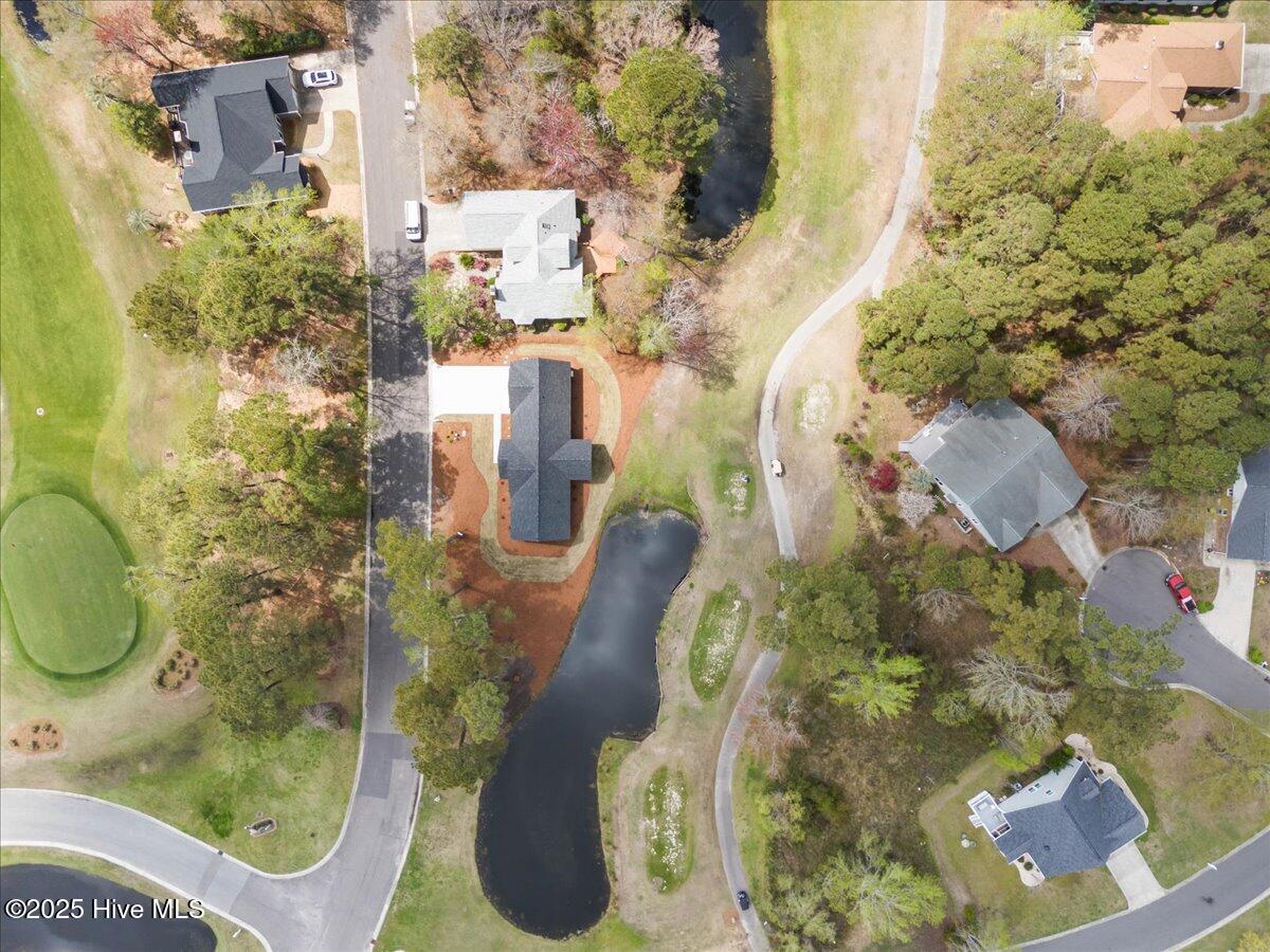 1708 Oakbrook Drive SW