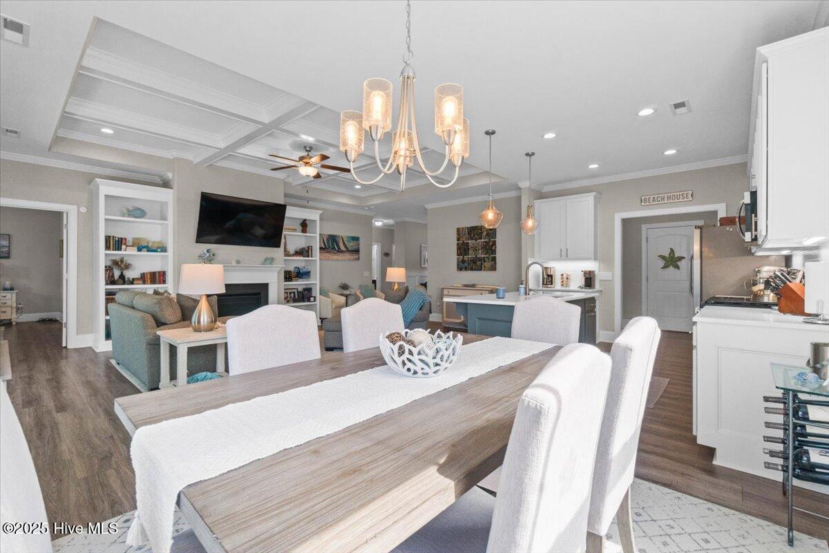 1356 Mauricio Court SW