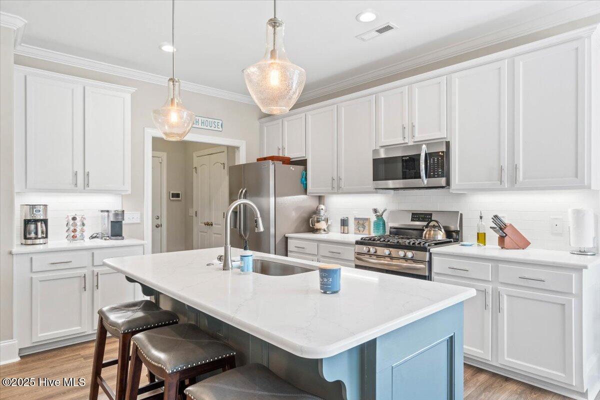 1356 Mauricio Court SW