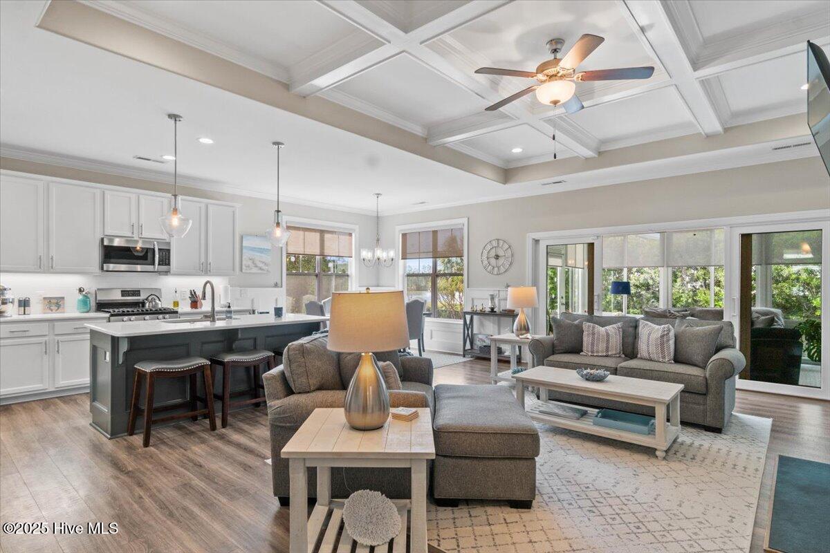 1356 Mauricio Court SW