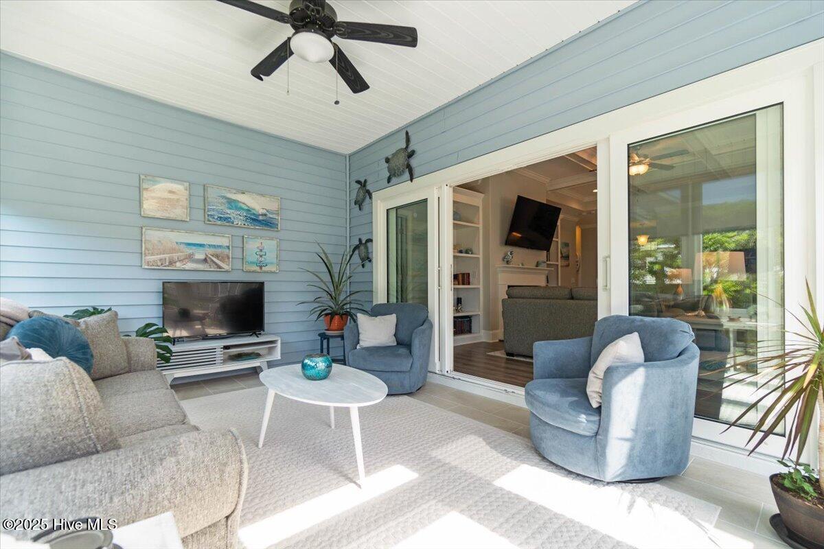 1356 Mauricio Court SW