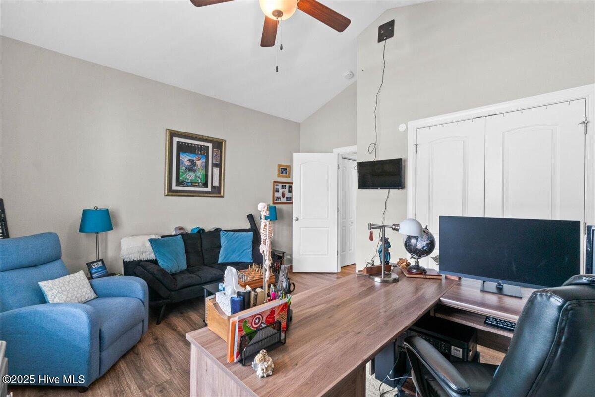 1356 Mauricio Court SW