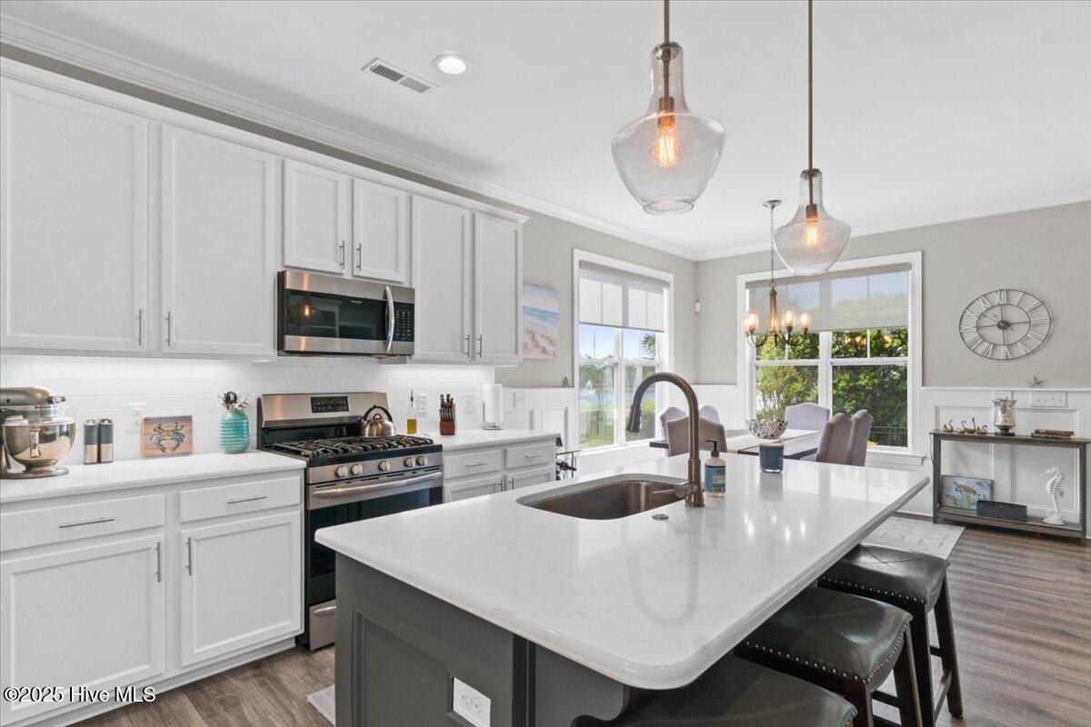 1356 Mauricio Court SW