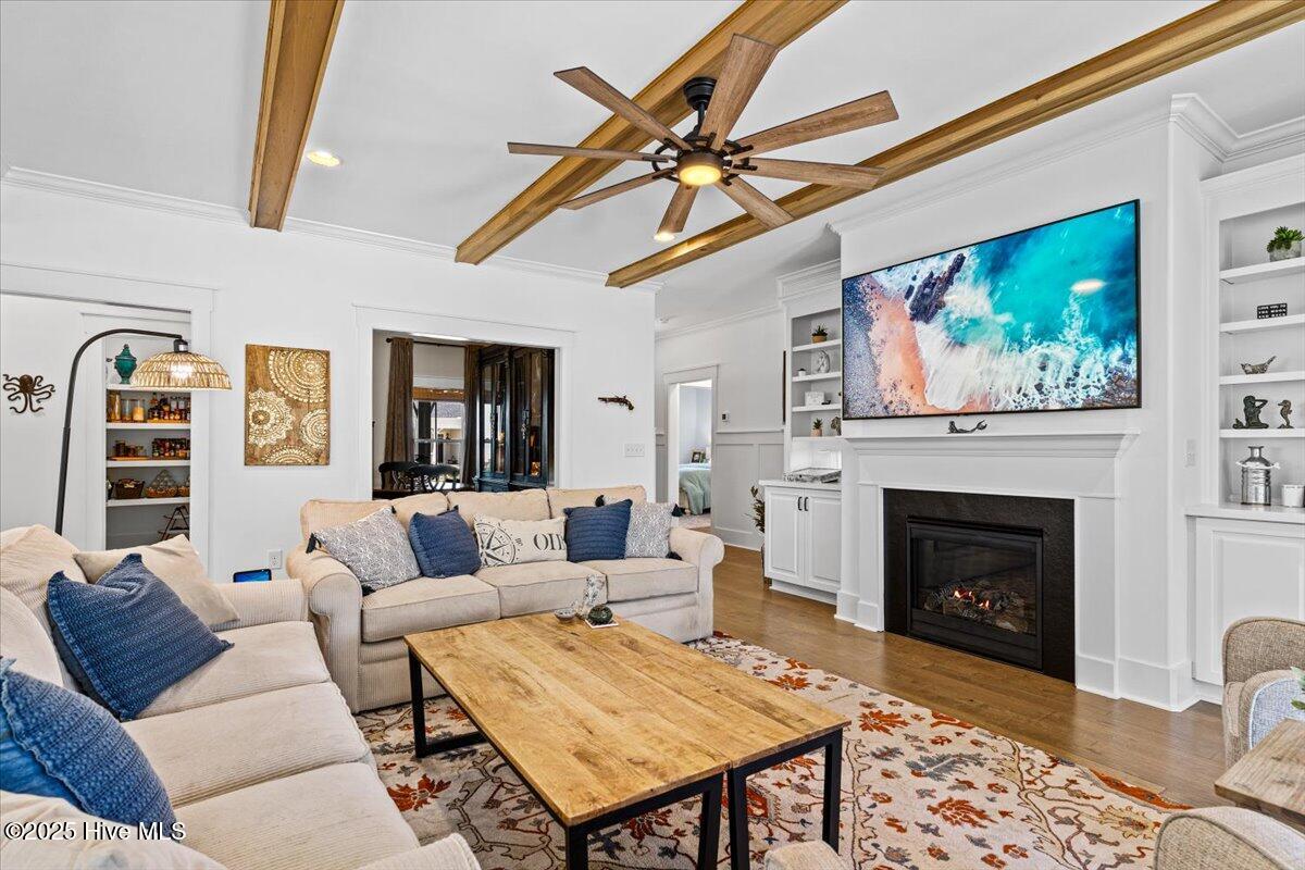 1335 Landover Drive SW