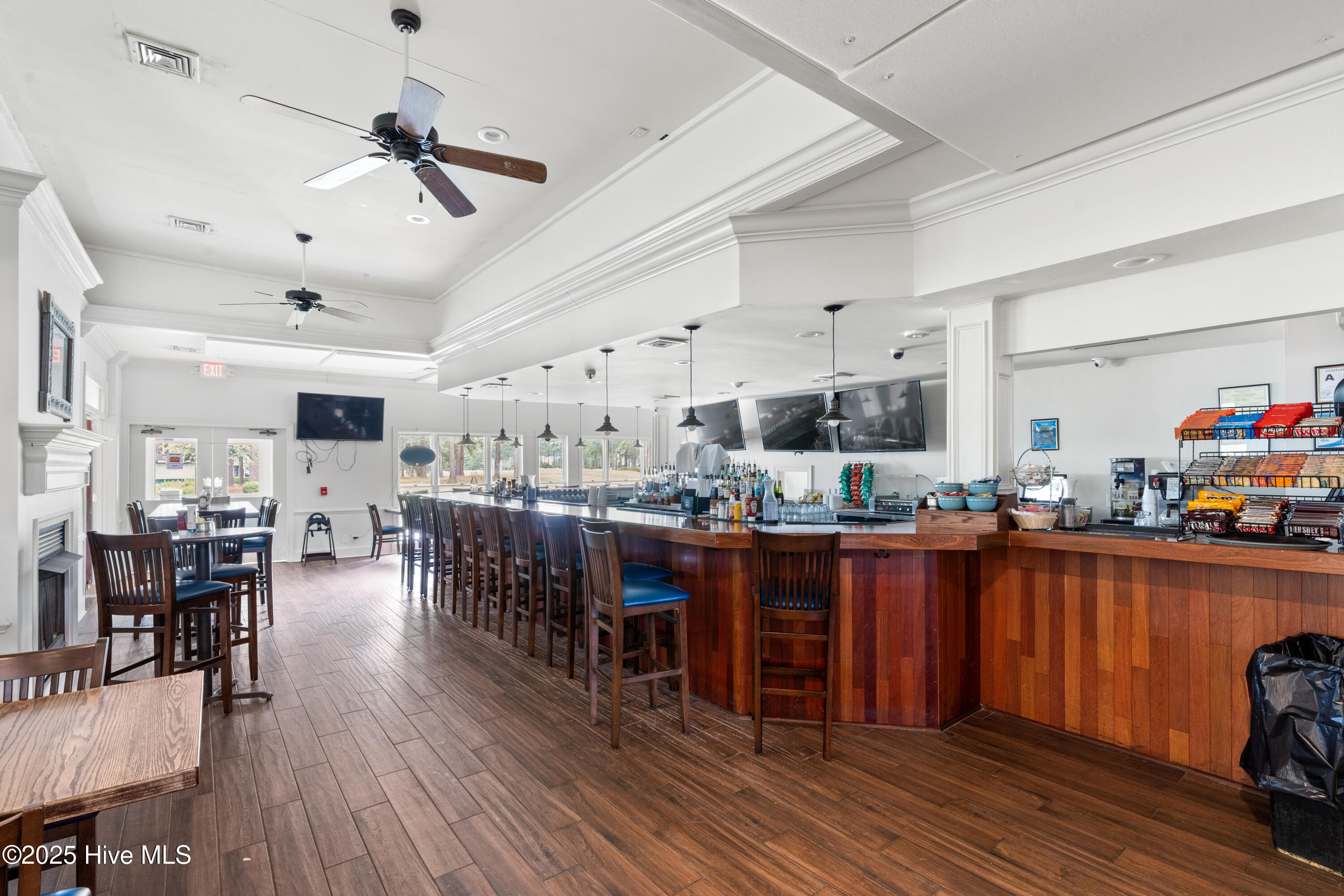 355 S Middleton Drive NW