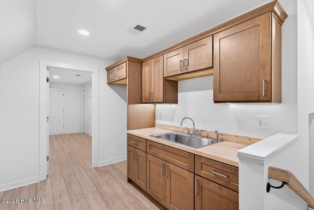 355 S Middleton Drive NW