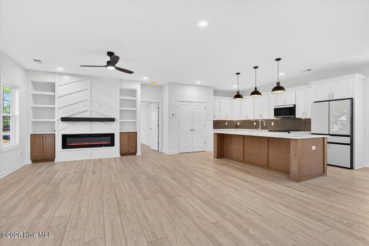 355 S Middleton Drive NW