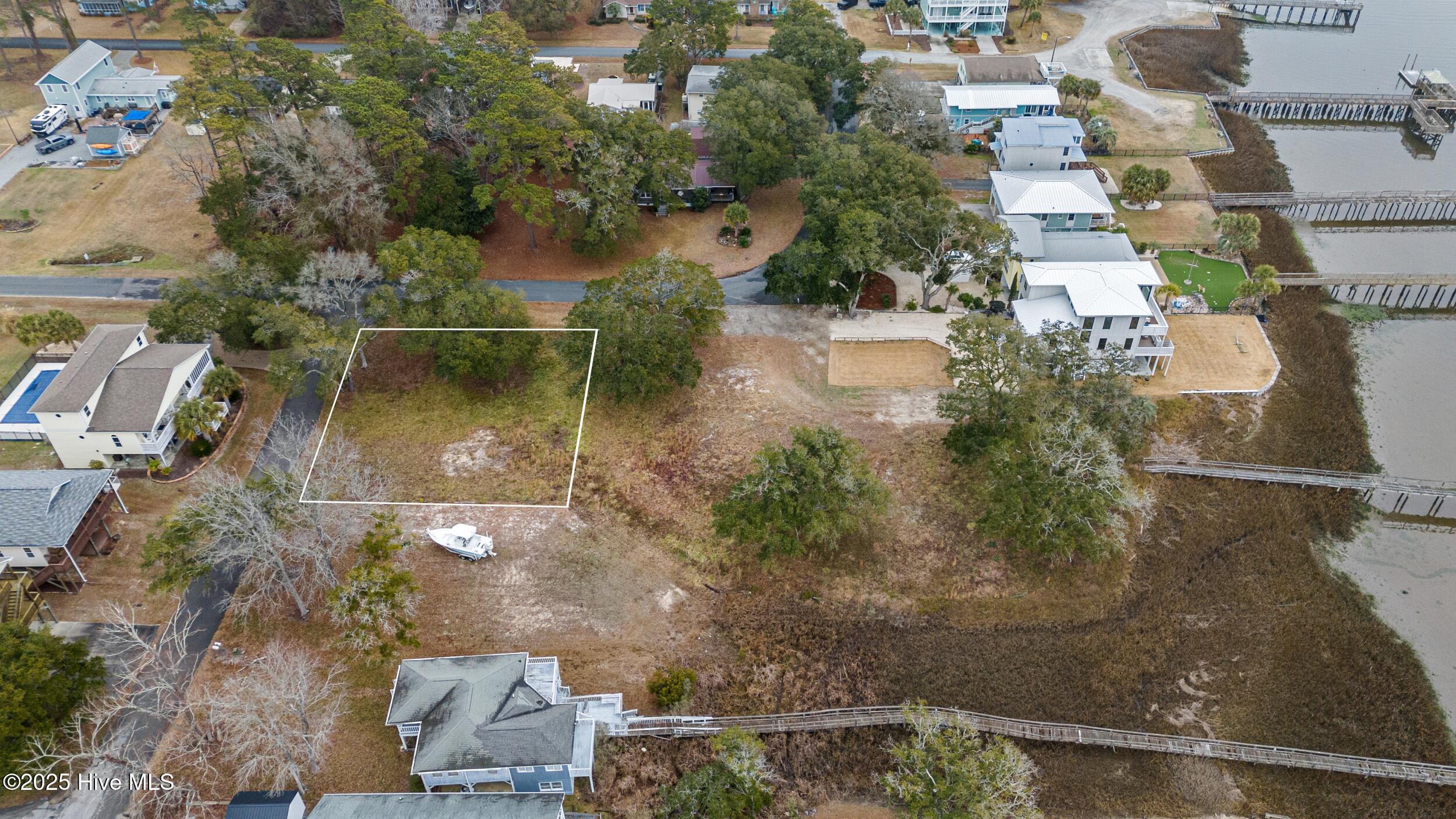 2010 Camelot Drive SW