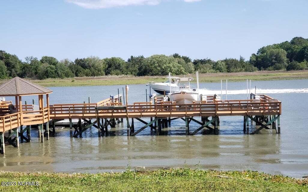 1878 8 Goose Creek Road SW