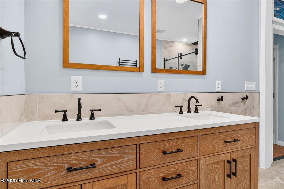 1567 Colonist Square SW