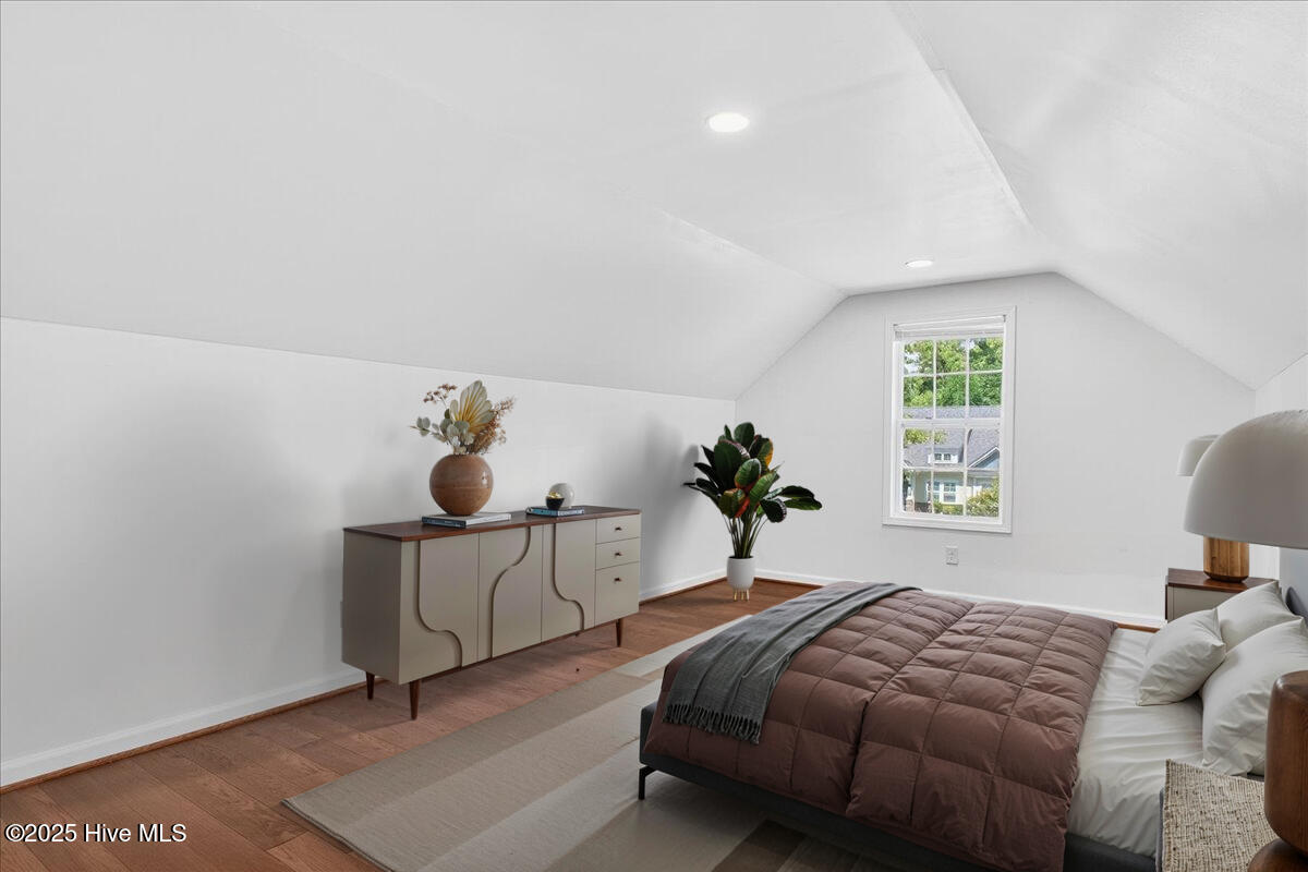 1567 Colonist Square SW