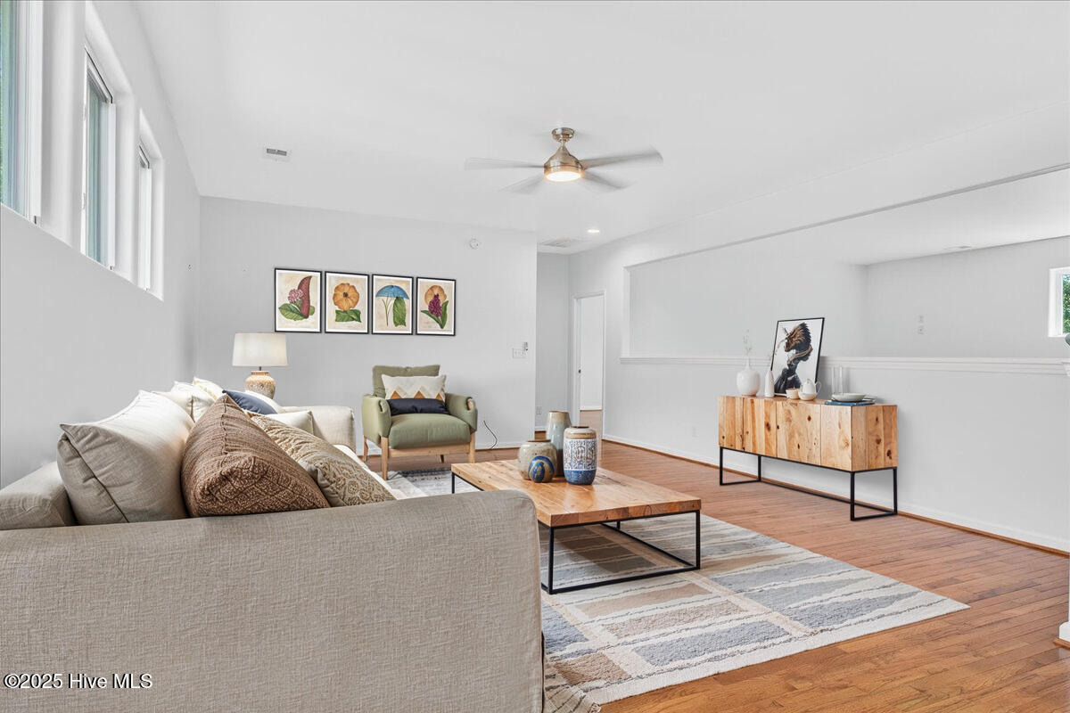 1567 Colonist Square SW