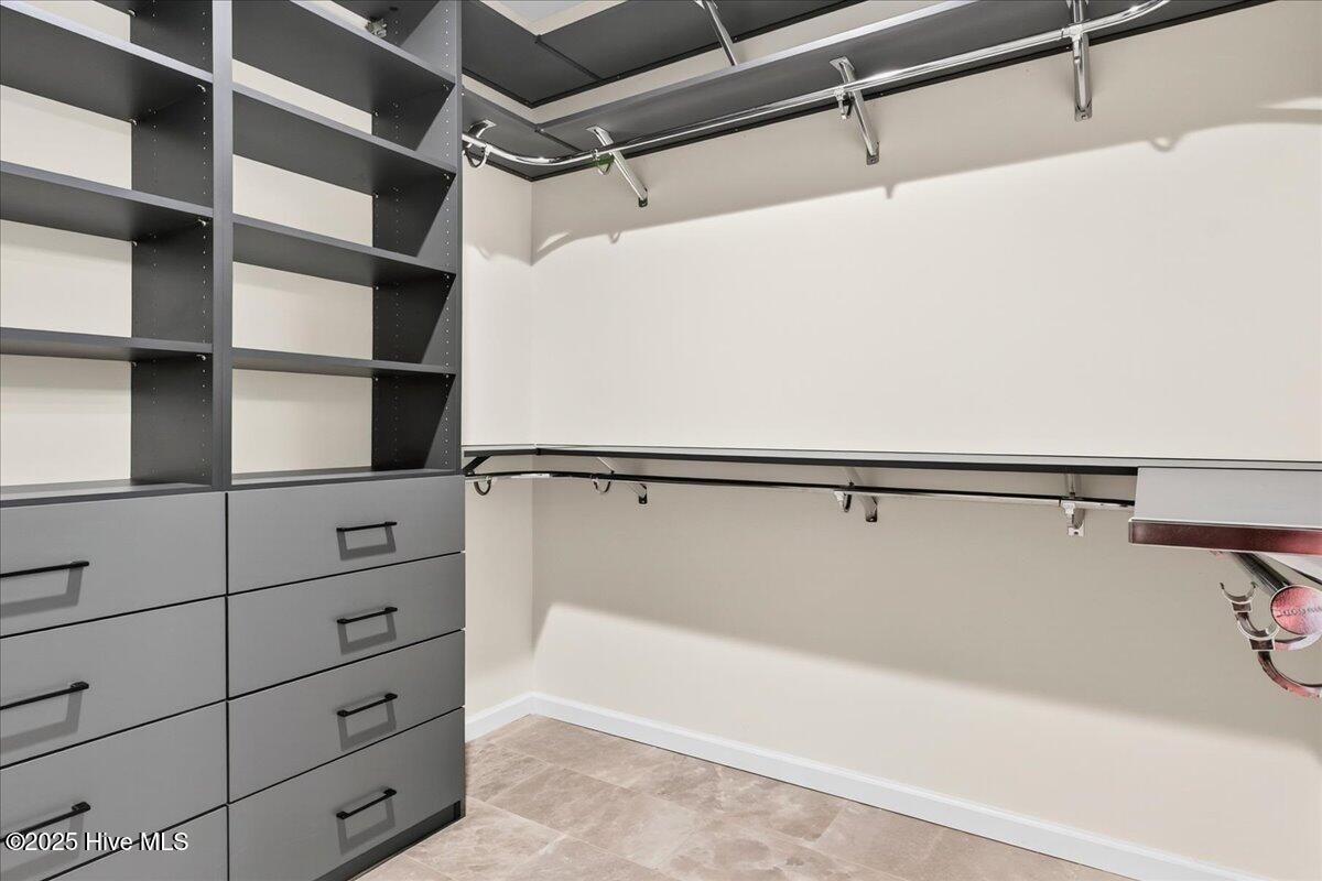 1567 Colonist Square SW