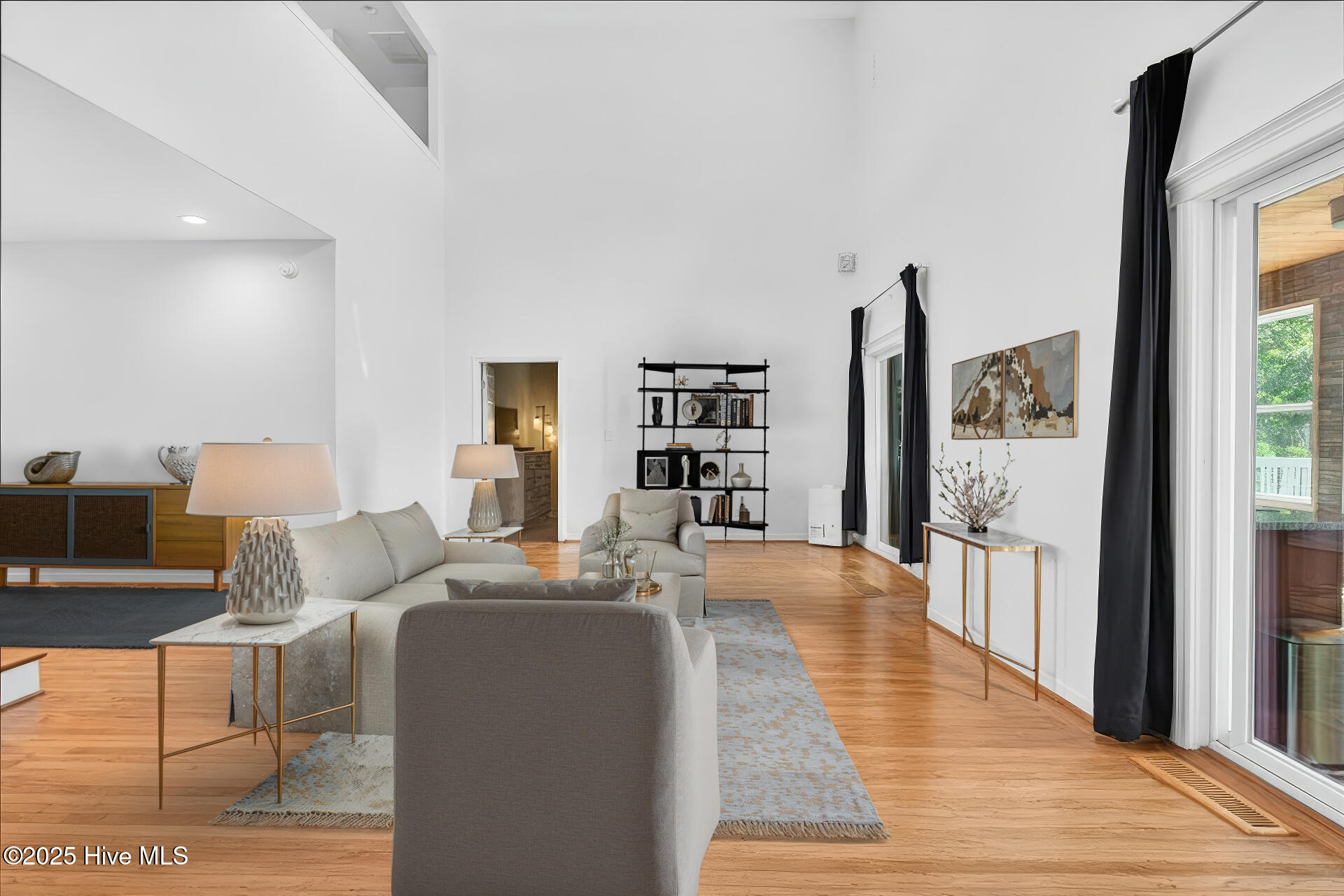 1567 Colonist Square SW