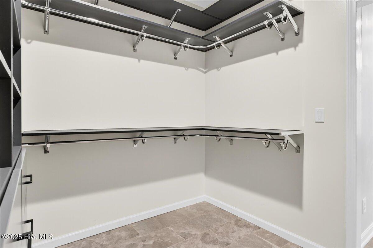 1567 Colonist Square SW