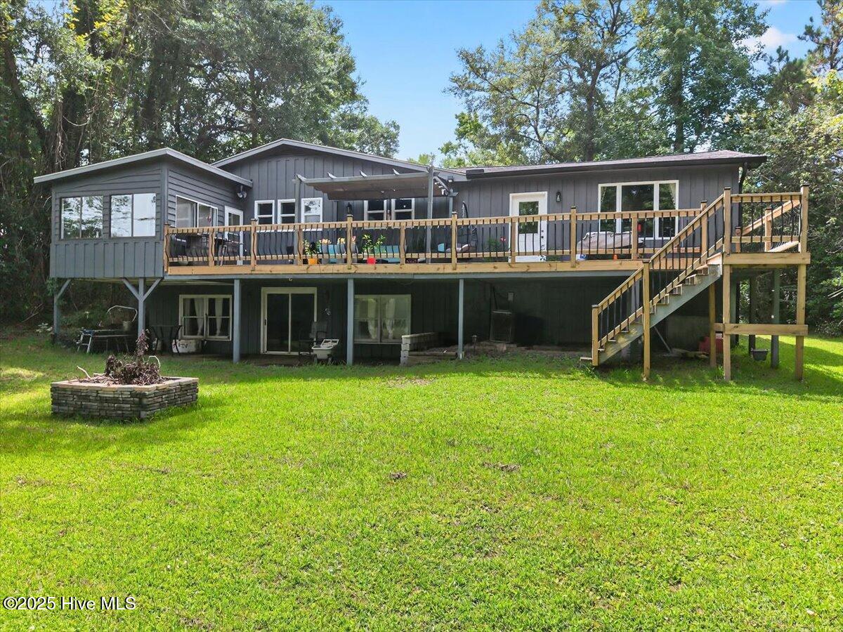 532 Medcalf Drive SW