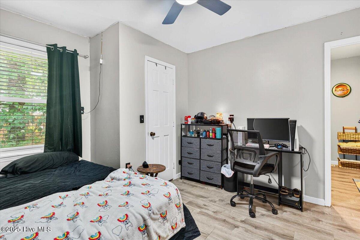 532 Medcalf Drive SW