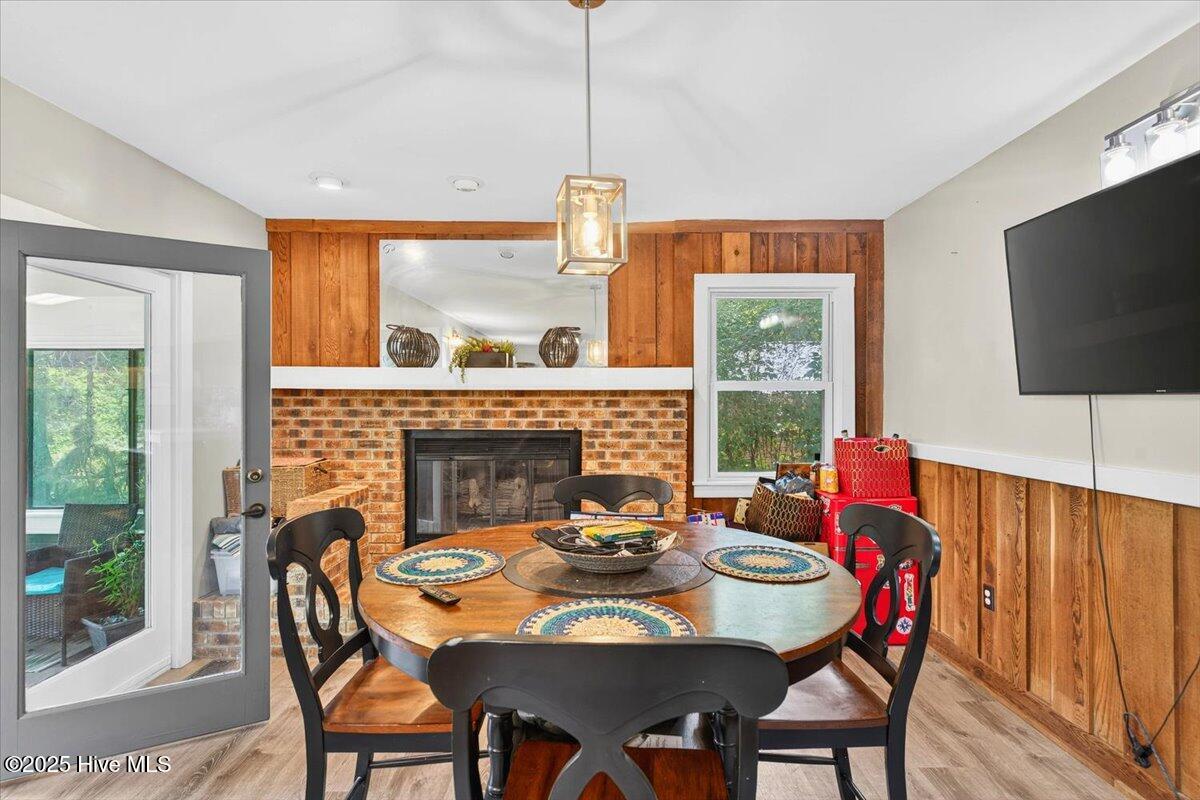 532 Medcalf Drive SW