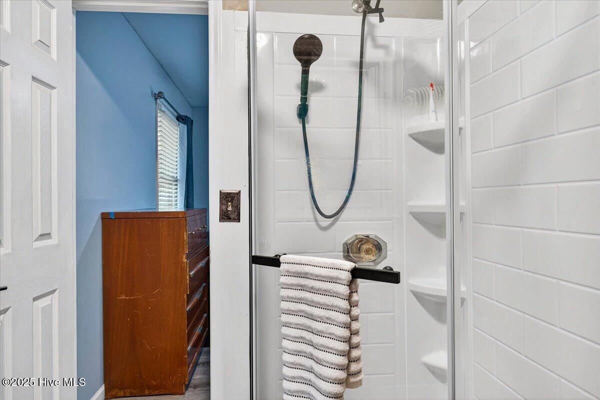 532 Medcalf Drive SW