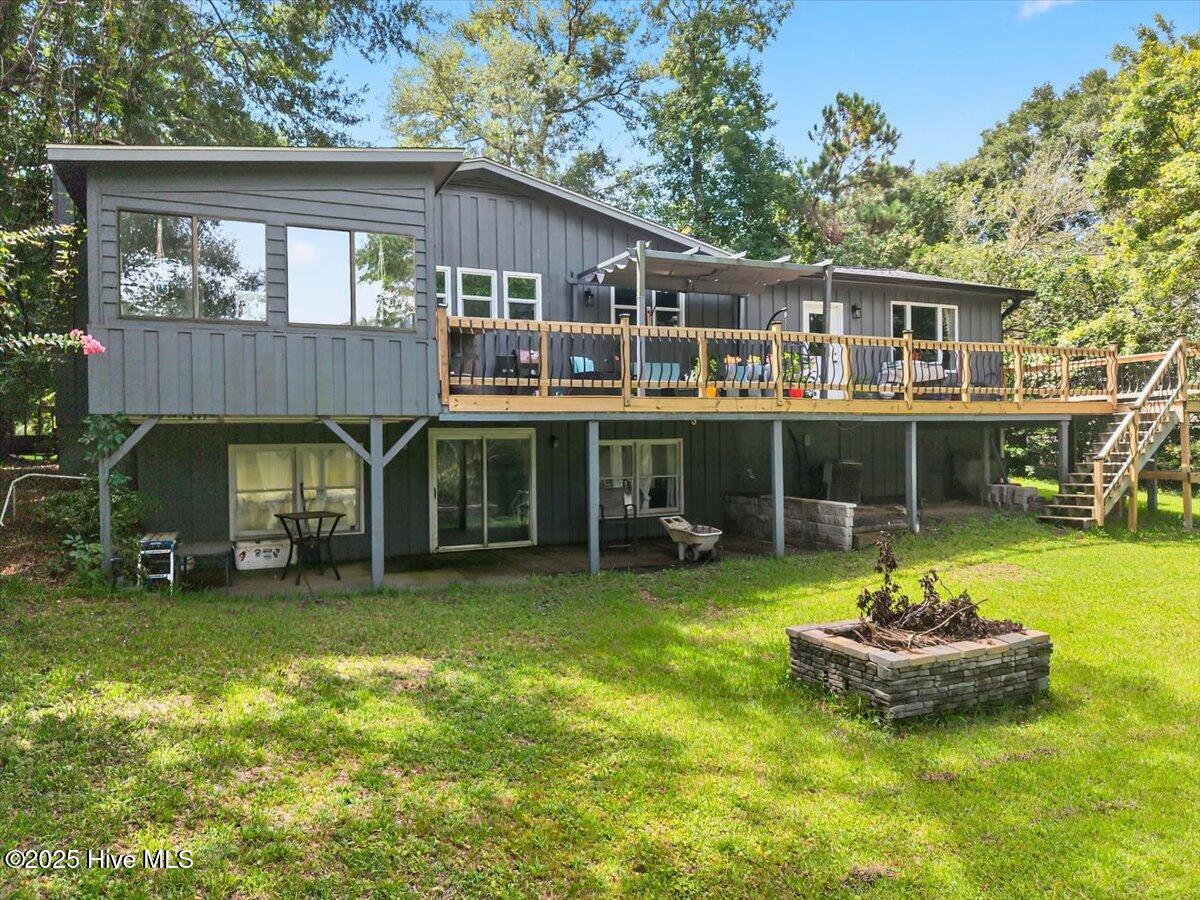 532 Medcalf Drive SW