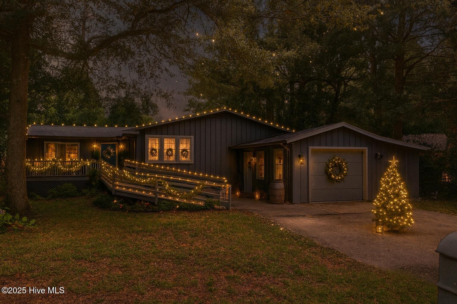 532 Medcalf Drive SW