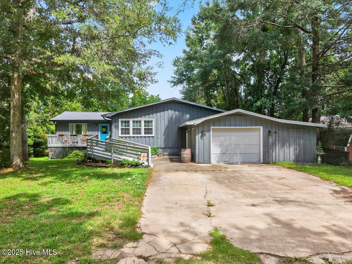 532 Medcalf Drive SW