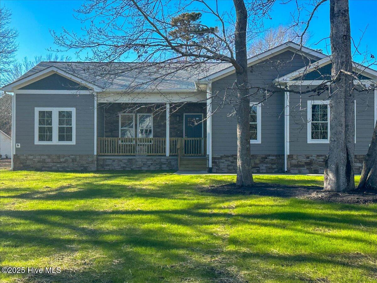 1812 Sandalwood Drive SW