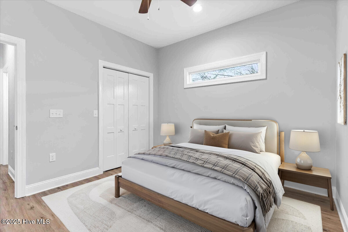 1812 Sandalwood Drive SW