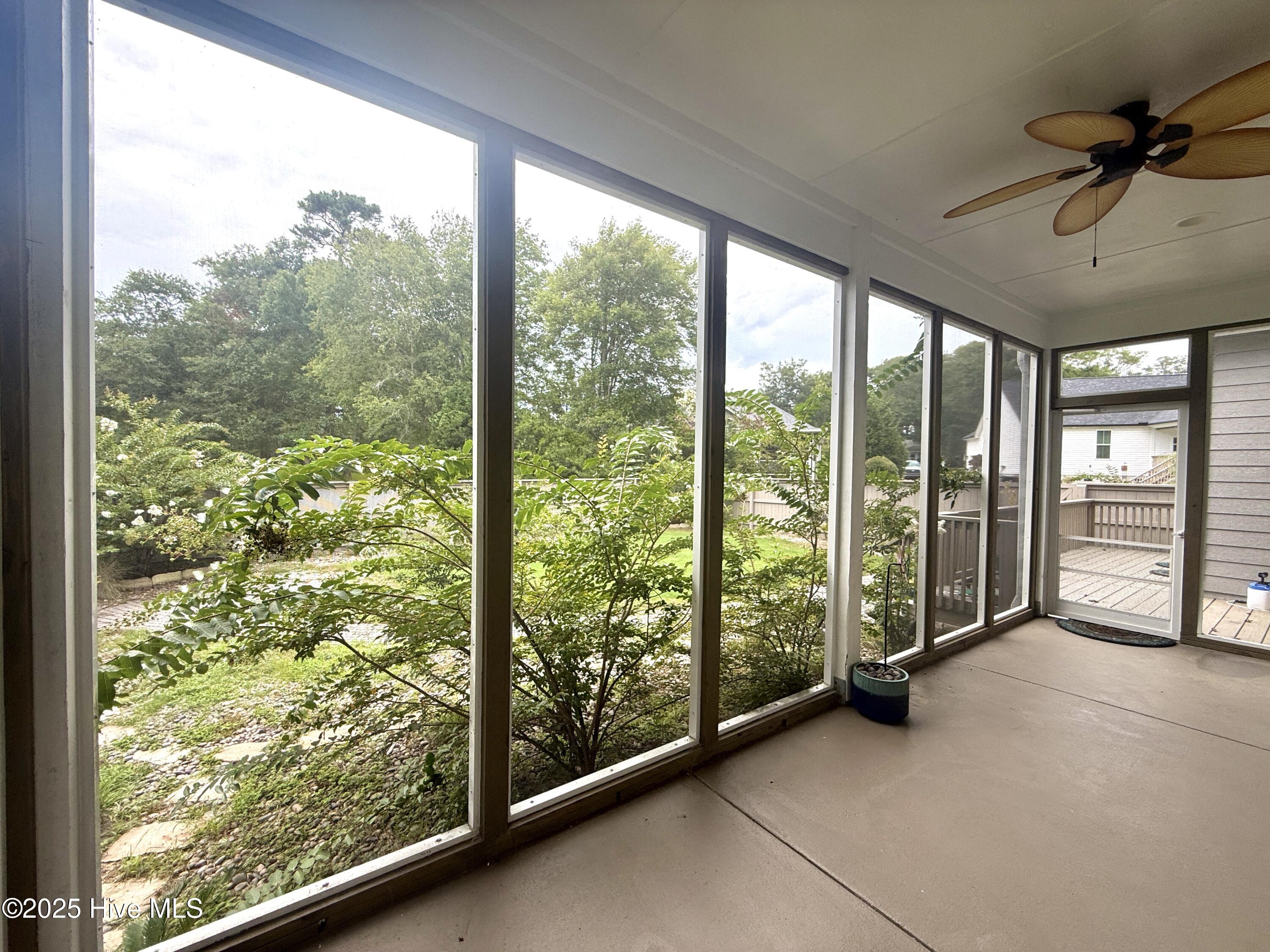 1812 Sandalwood Drive SW