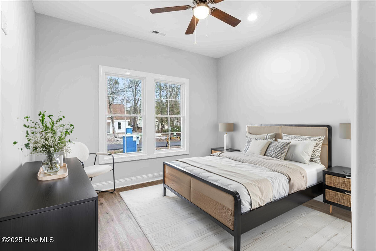 1812 Sandalwood Drive SW