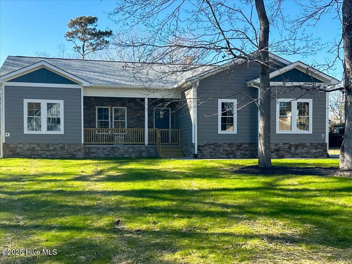 1812 Sandalwood Drive SW