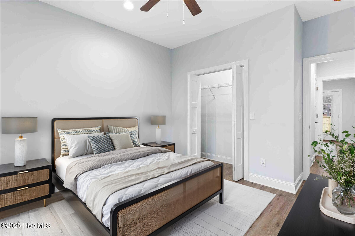 1812 Sandalwood Drive SW