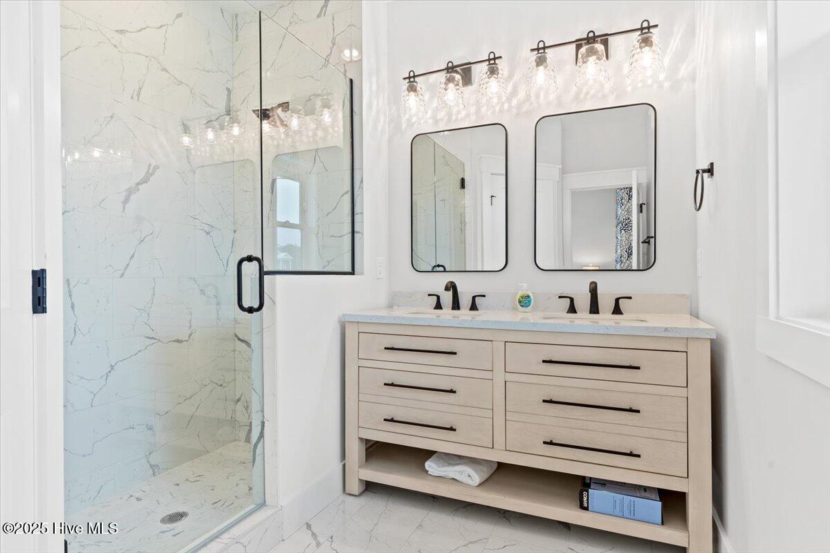 23 Grande View Drive