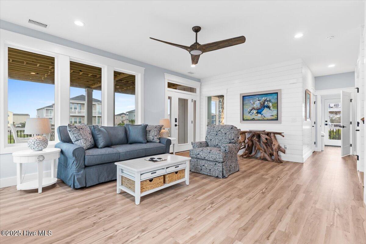 23 Grande View Drive