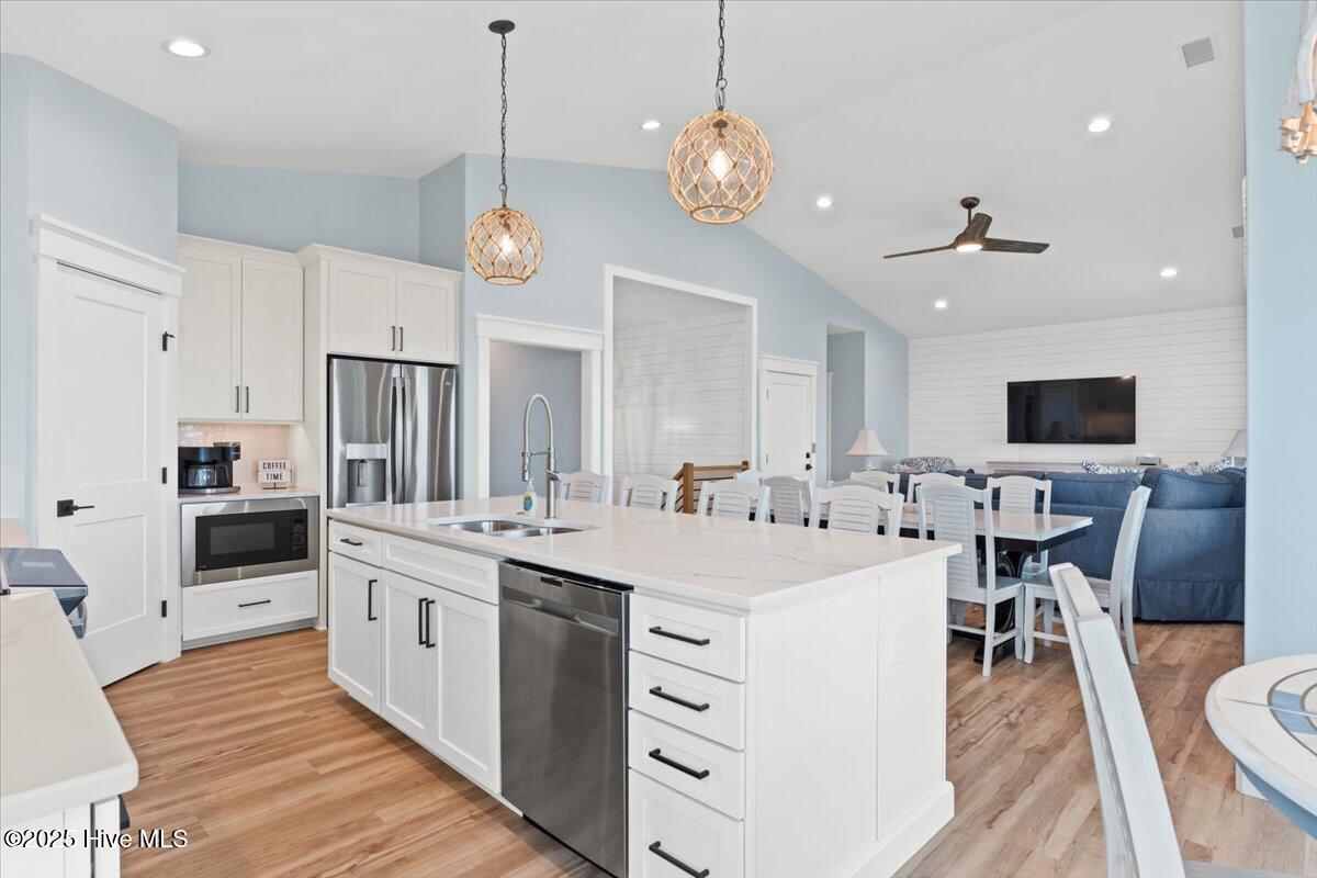 23 Grande View Drive