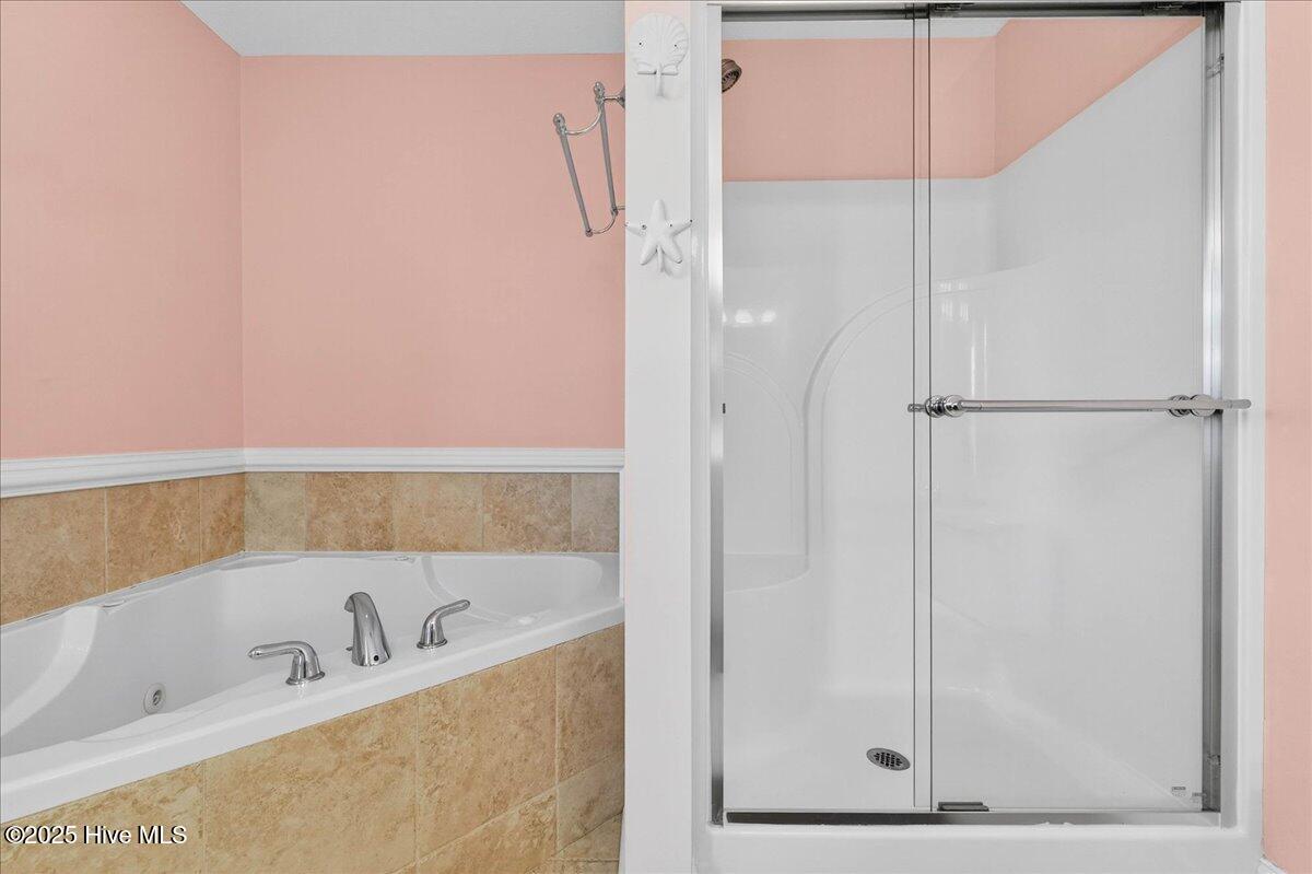 192 Ocean Boulevard W