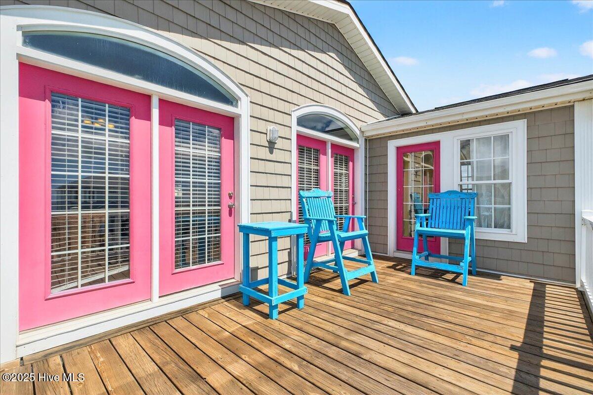 192 Ocean Boulevard W