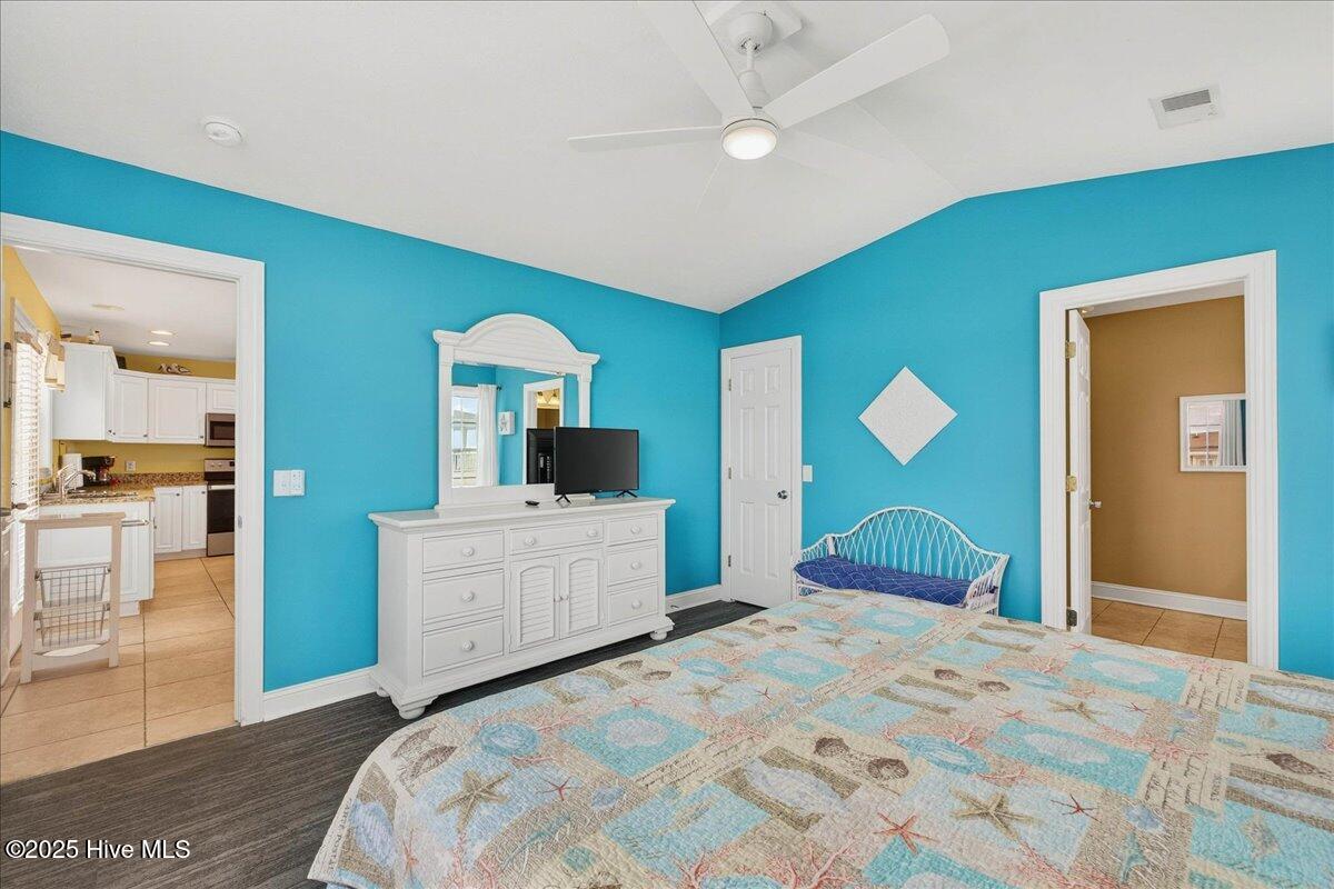 192 Ocean Boulevard W