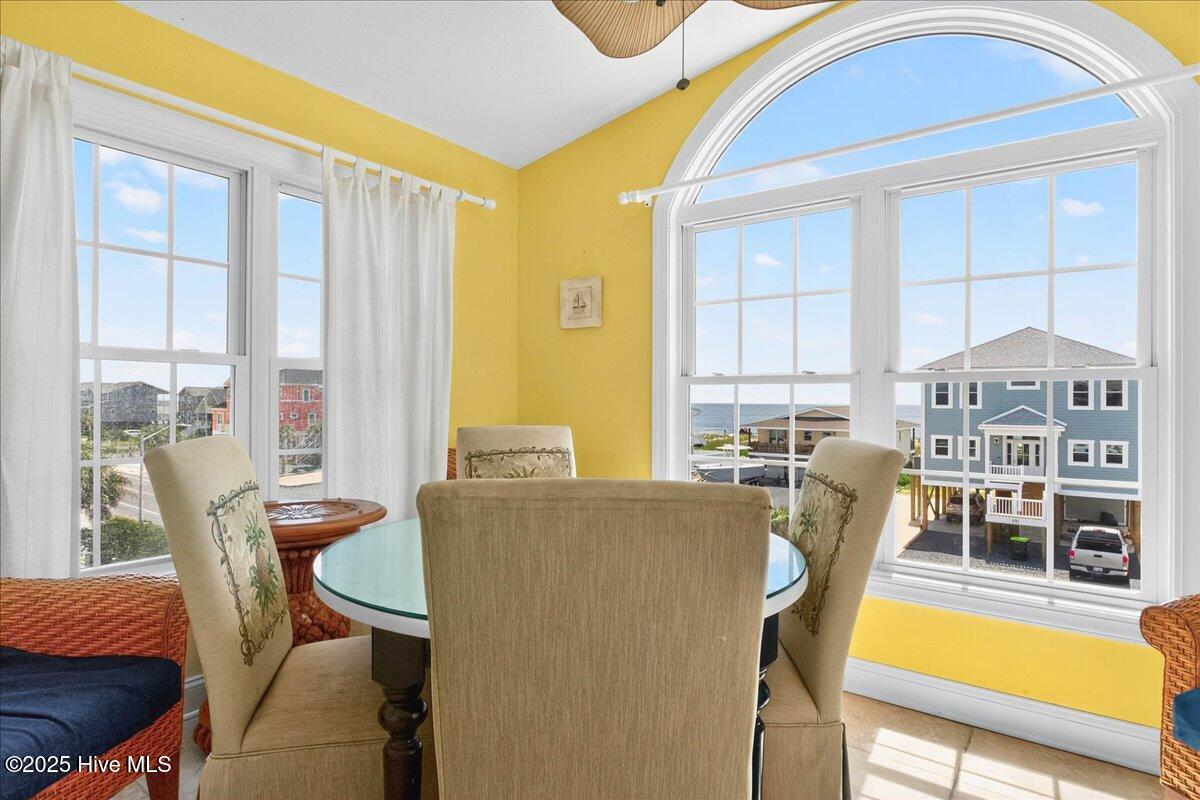 192 Ocean Boulevard W